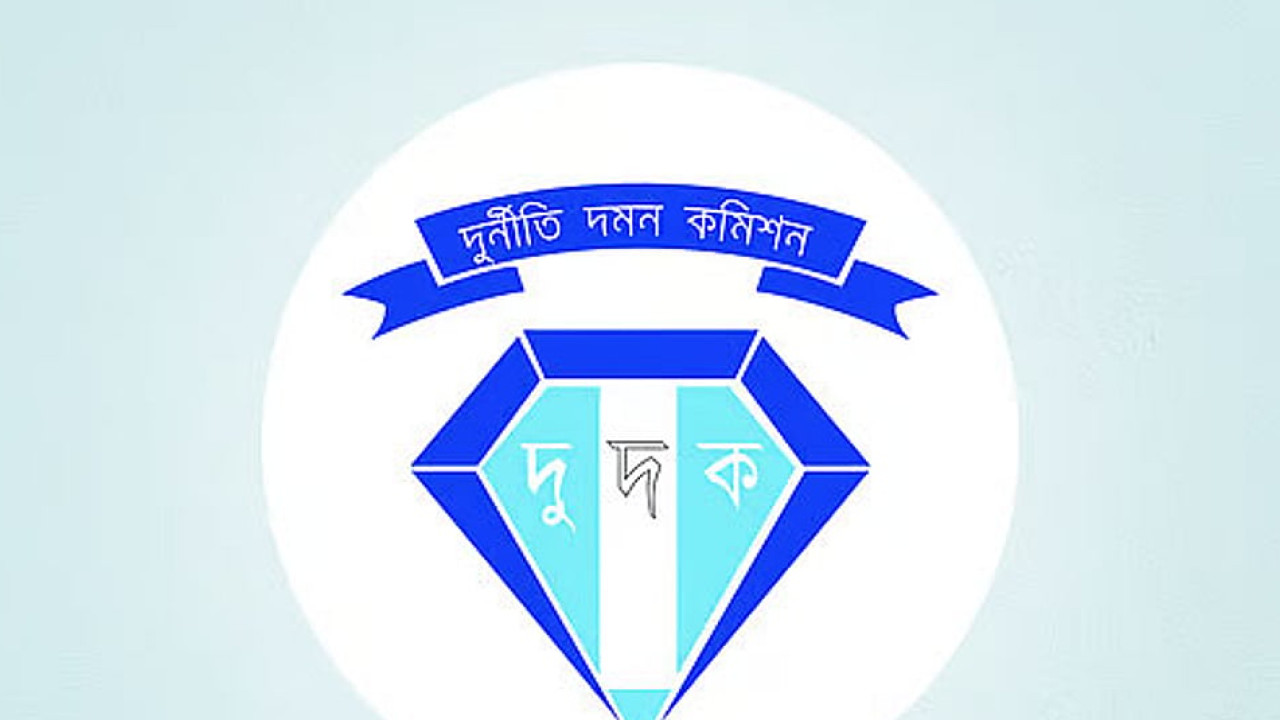 জাতীয় হৃদরোগ হাসপাতালে হার্টের রিং বিক্রিতে অনিয়মের অভিযোগ, দুদকের অভিযান