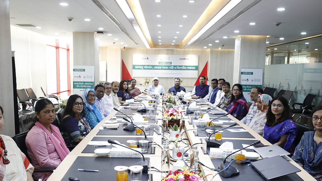 জলবায়ু পরিবর্তন, জেন্ডার সমতা: নারী ও কিশোরীর সক্ষমতা 