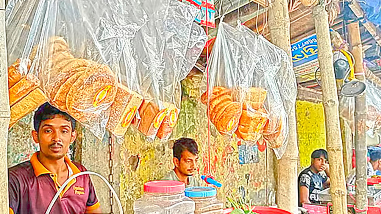 বানরুটির মূল্যবৃদ্ধি সরকারকে কি কোনো বার্তা দেয়